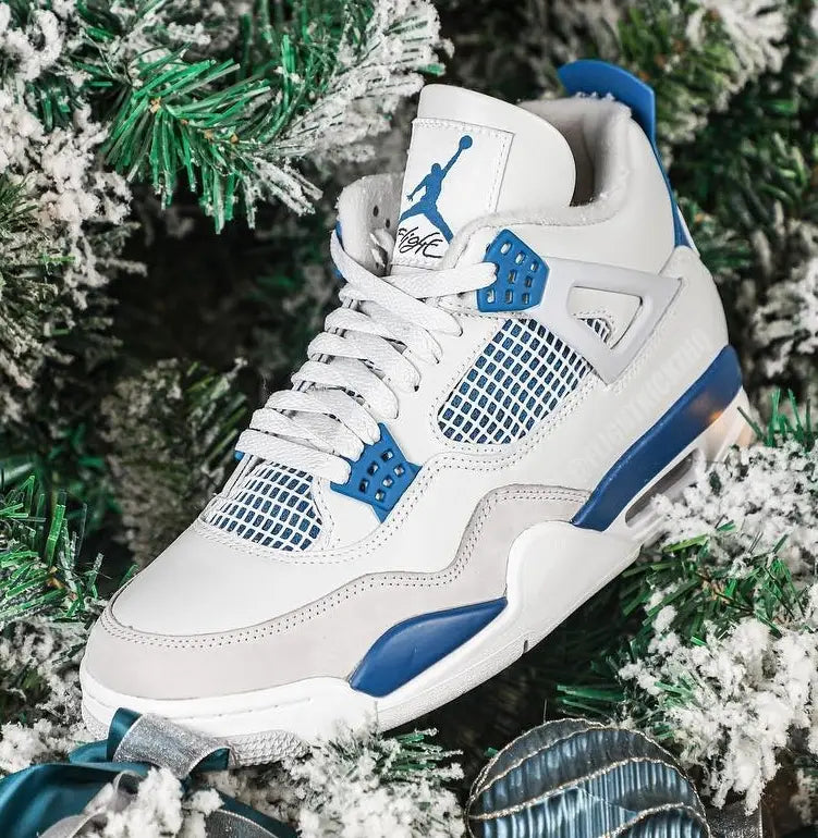 Veja imagens detalhadas do Air Jordan 4 Military Blue