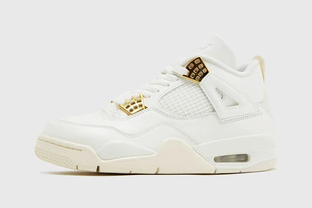 O Air Jordan 4 Sail será lançado em 2024